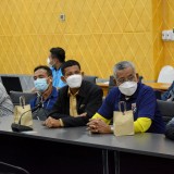 ร่วมกันต้อนรับ คณะศึกษาดูงานจากสหกรณ์การเกษตรลำลูกกา ตำบลบึงคำพร้อย อำเภอลำลูกกา จังหวัดปทุมธานี