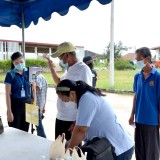 บริการฉีดวัคซีนป้องกันเชื้อไวรัส COVID-19 แก่ประชาชนที่ได้รับการนัดฉีดวัคซีน เข็มที่ ๒ (Astra Zeneca) ในพื้นที่อำเภอฝาง