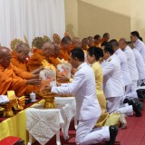 ร่วมพิธีเนื่องในวันคล้ายวันพระบรมราชสมภพพระบาทสมเด็จพระบรมชนกาธิเบศร มหาภูมิพลอดุลยเดชมหาราช บรมนาถบพิตร