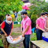 พิธีมอบไก่พันธ์ุไข่ ร่วมกับธนาคารออมสิน สาขาฝาง และสมาคมสหภาพคนตาบอด