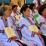 พิธีมอบใบประกาศนียบัตรผู้สำเร็จการศึกษาศูนย์พัฒนาการเรียนรู้ผู้สูงอายุตำบลสันทราย
