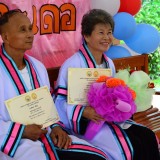 พิธีมอบใบประกาศนียบัตรผู้สำเร็จการศึกษาศูนย์พัฒนาการเรียนรู้ผู้สูงอายุตำบลสันทราย