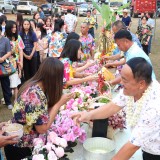 งานสระเกล้าดำหัว นายกเทศมนตรี ประธานสภาเทศบาล และปลัดเทศบาลตำบลสันทราย ประจำปี พ.ศ. ๒๕๖๙