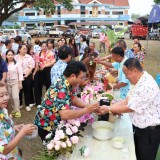งานสระเกล้าดำหัว นายกเทศมนตรี ประธานสภาเทศบาล และปลัดเทศบาลตำบลสันทราย ประจำปี พ.ศ. ๒๕๖๙