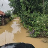 ลงพื้นที่ตรวจสอบเหตุอุทกภัยจากพายุบัวลอย