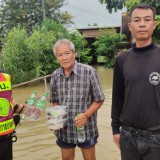 ลงพื้นที่ตรวจสอบเหตุอุทกภัยจากพายุบัวลอย