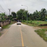 ลงพื้นที่ตรวจสอบเหตุอุทกภัยจากพายุบัวลอย