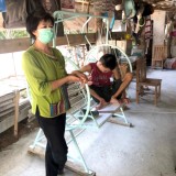 ดำเนินการเยี่ยมผู้พิการทางสายตาและพิการซ้ำซ้อน เพื่อพิจารณาเสนอรายชื่อแก่สมาคมประชาคมคนตาบอดไทย